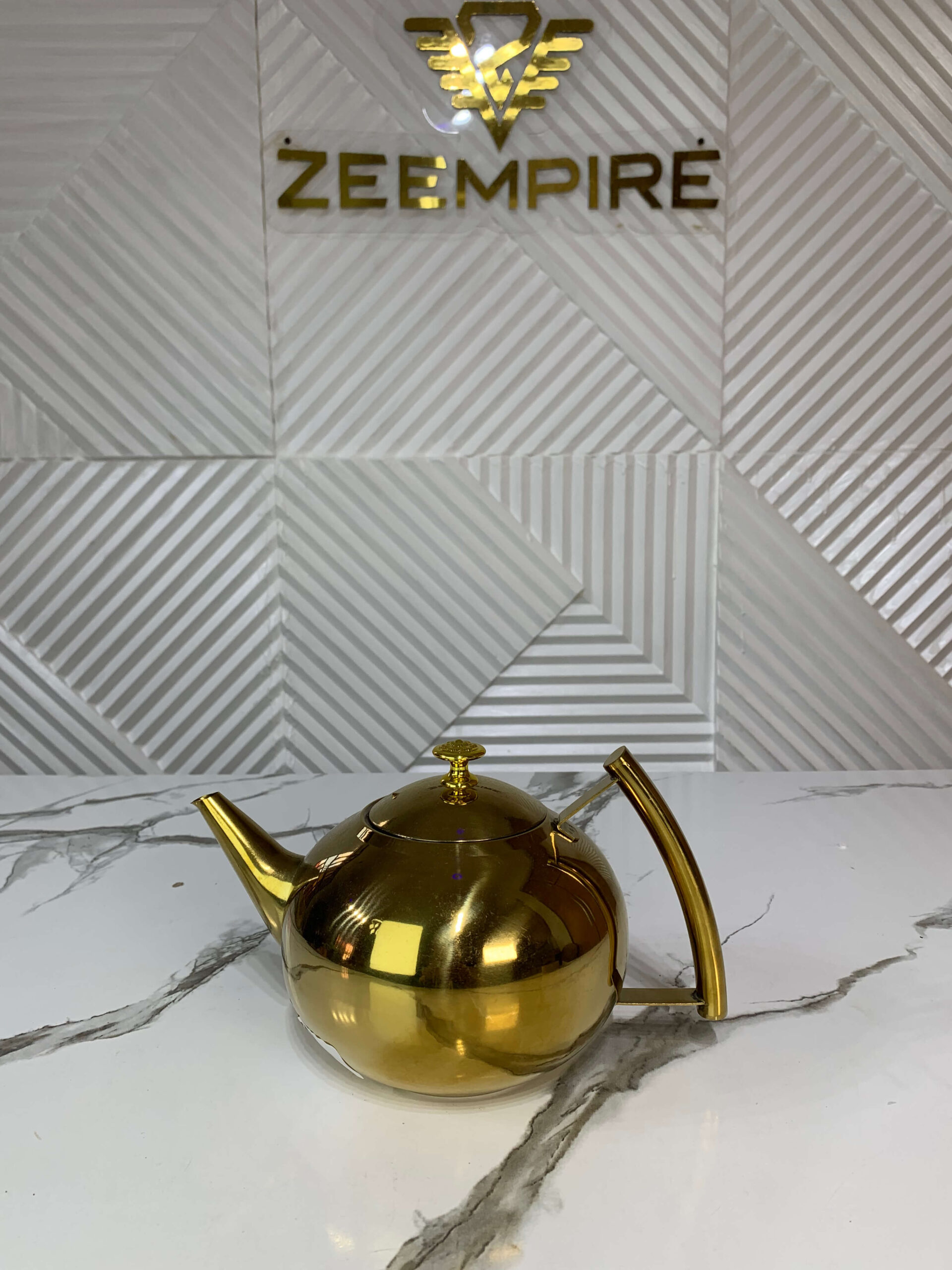 01 Coffee Kettle.jpg Coffee Kettle - Image 1