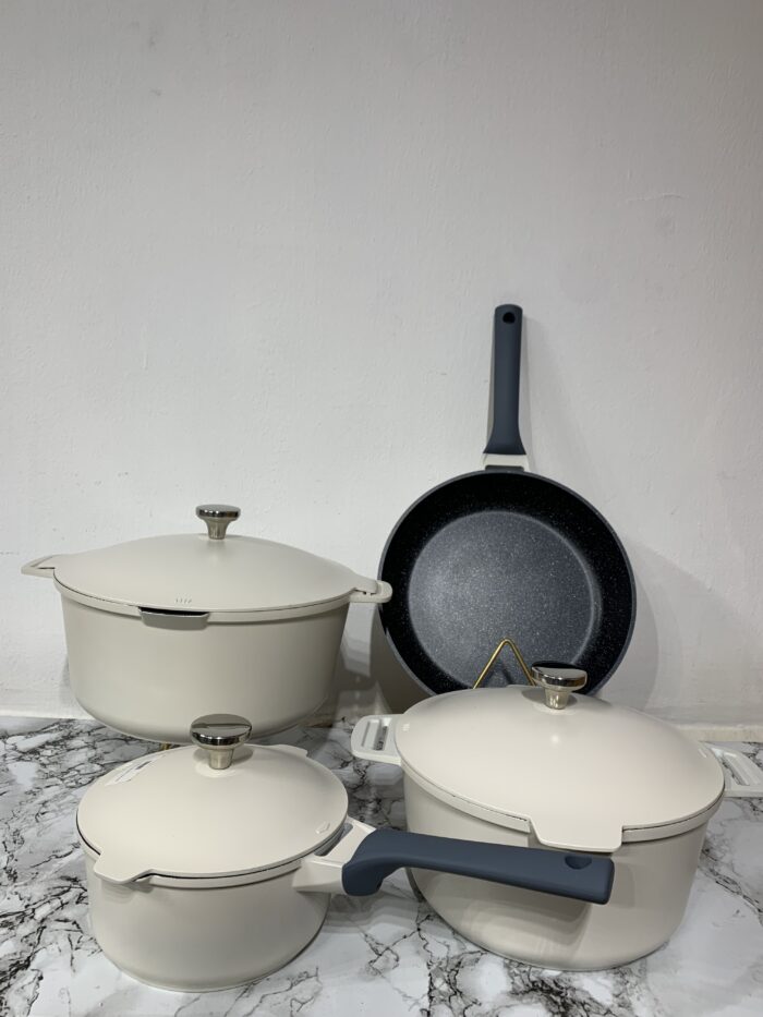 4PCS UAKEEN DICAST - Image 1