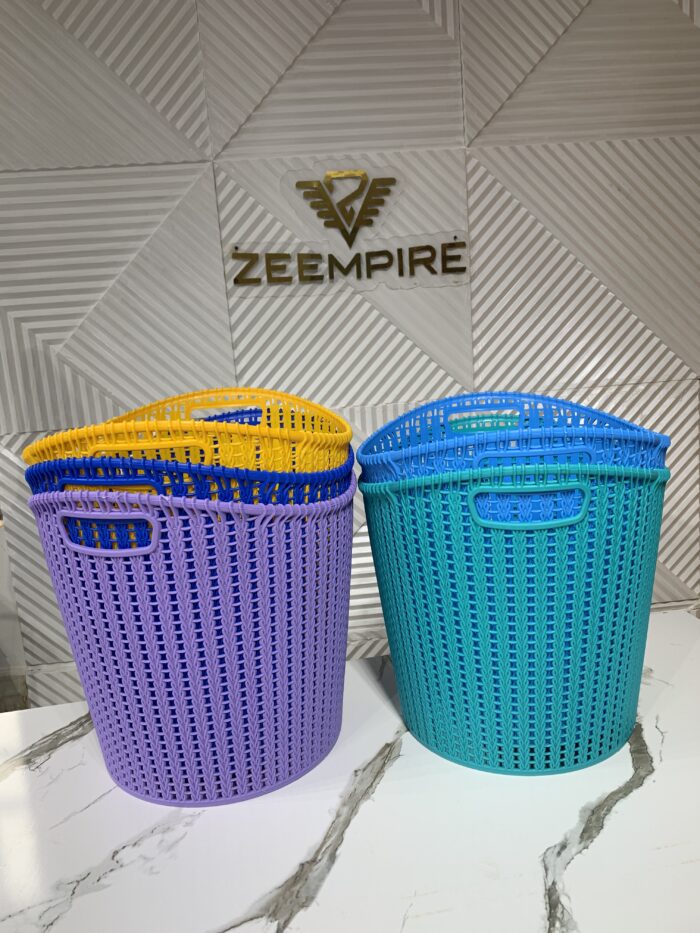 BASKETS - Image 1