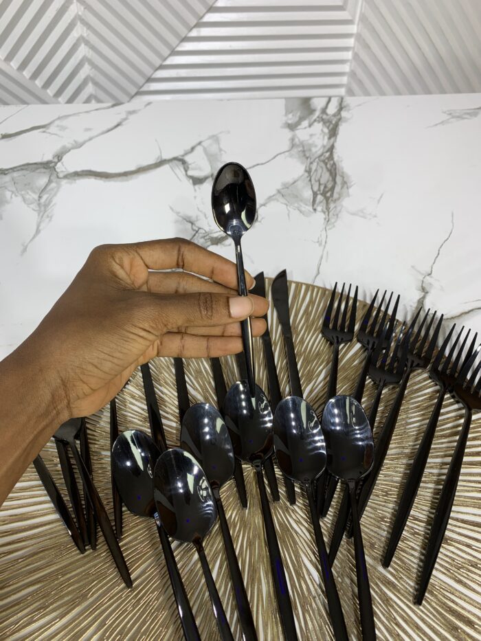 6PCS BLACK CUTLERY SET - Image 1